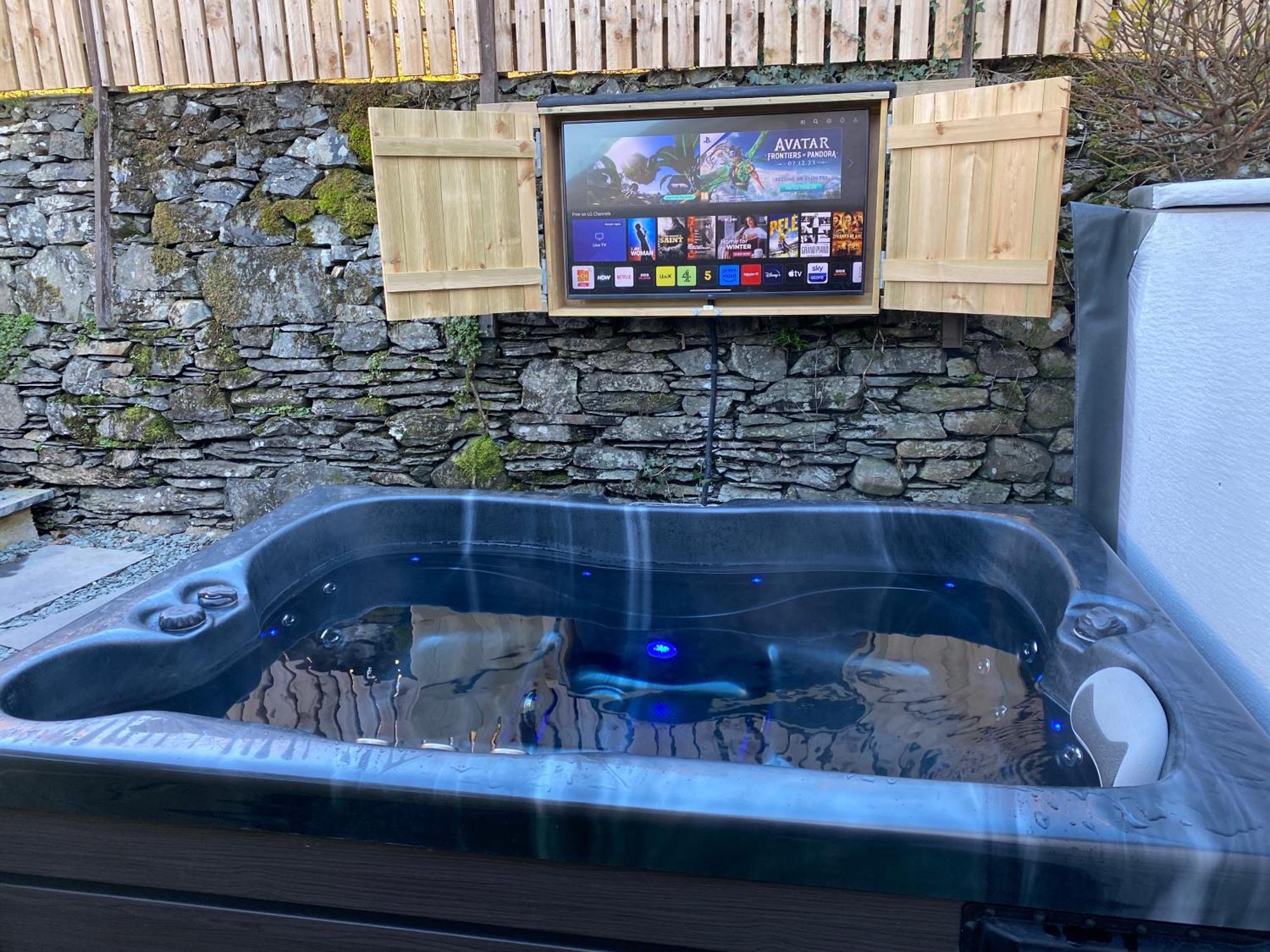 Stunning Cottage Grade 2 Listed With Parking And Hot Tub Bowness-on-Windermere Exteriör bild